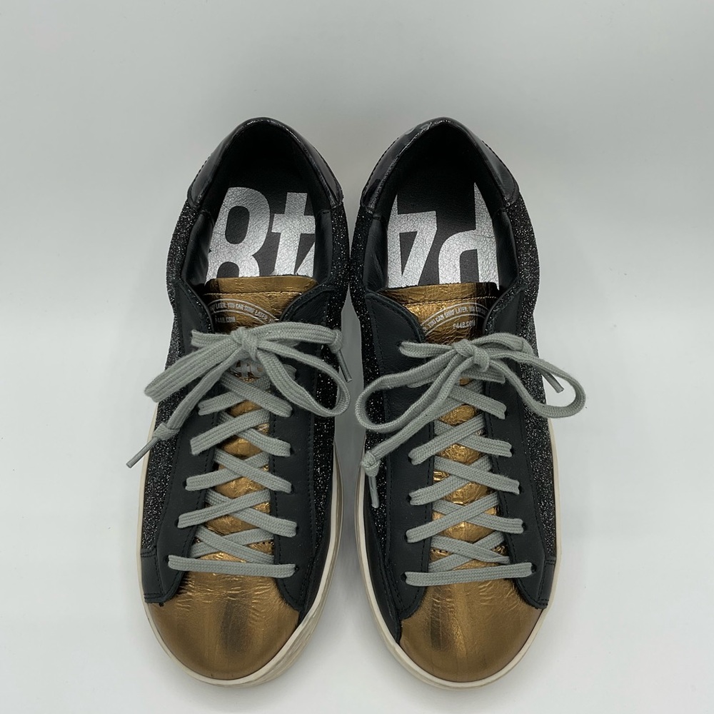 P448 John Metallic Glitter Low Top Court Sneakers~Size 37 (US 7)~Brand NEW!